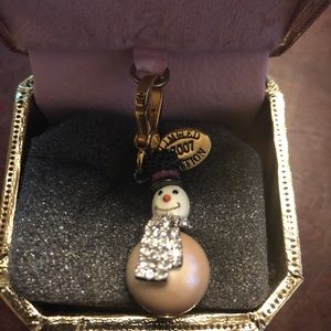 *RARE* Snowman charm - Juicy Couture Gold tone
